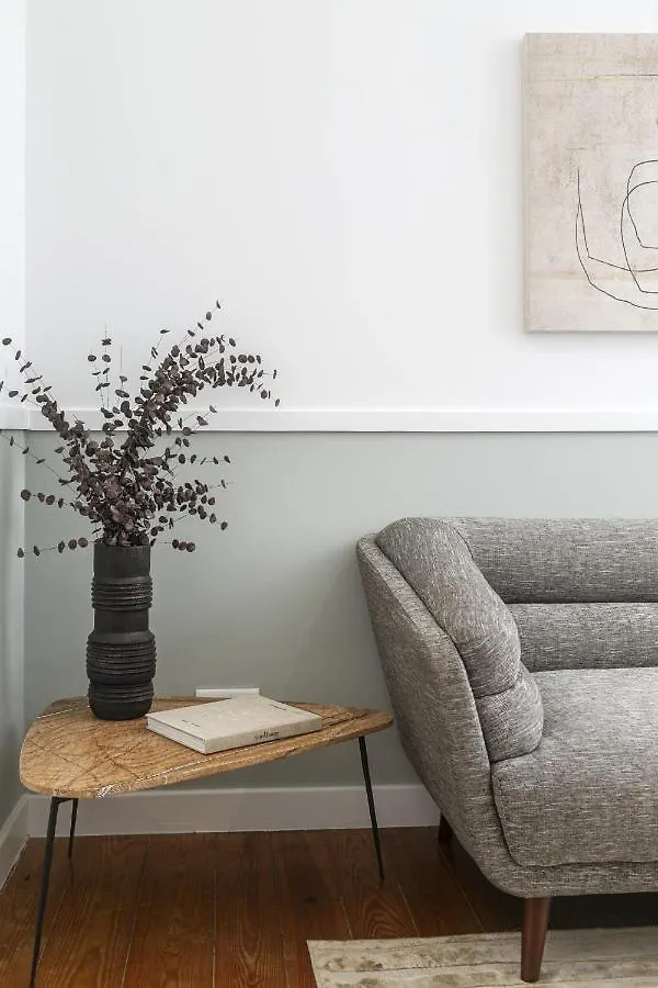 Downtown Flat With Design And Comfort At Downtown Lisbon